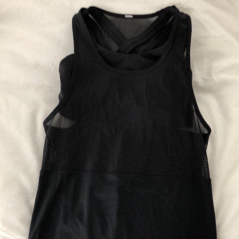 Lulu lemon top